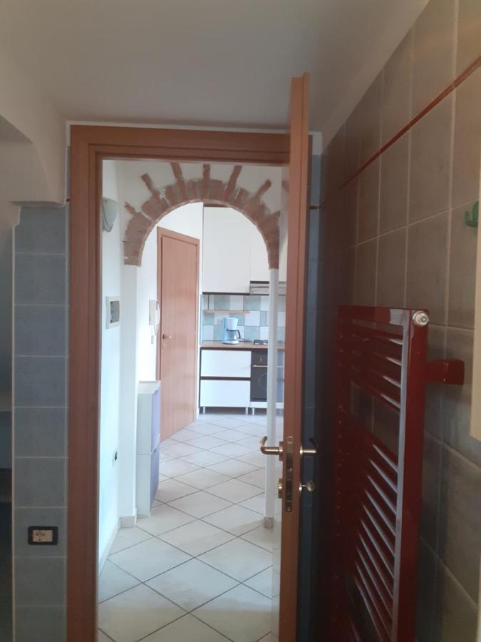 B&B Las Vegan Cles Exteriör bild